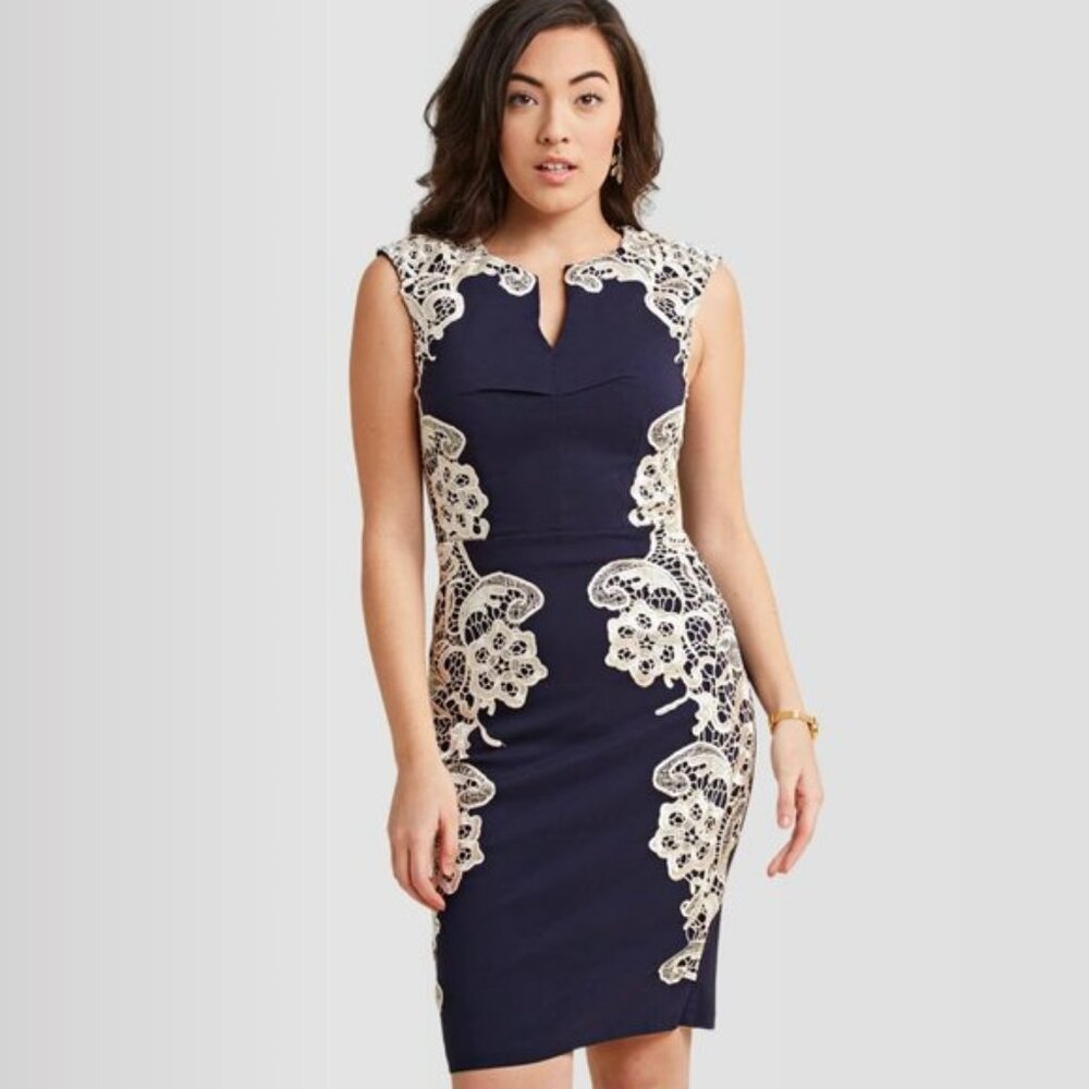 Modcloth | Navy Blue "Lakeside Libations" Bodycon dress with cream lace | Size 4